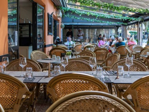 Restaurant à Bormes les Mimosas : l&#8217;âme de la Provence depuis 1909